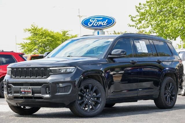 2022 Jeep Grand Cherokee L Overland — photo 1 of 13