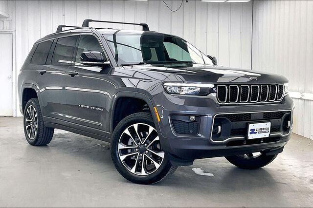2022 Jeep Grand Cherokee L Overland — photo 1 of 13
