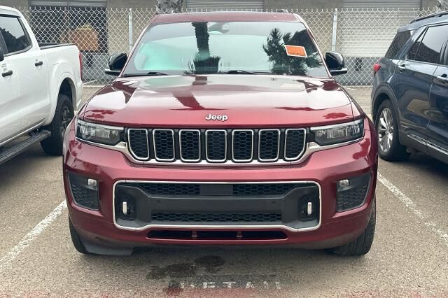 2021 Jeep Grand Cherokee L Overland — photo 1 of 24