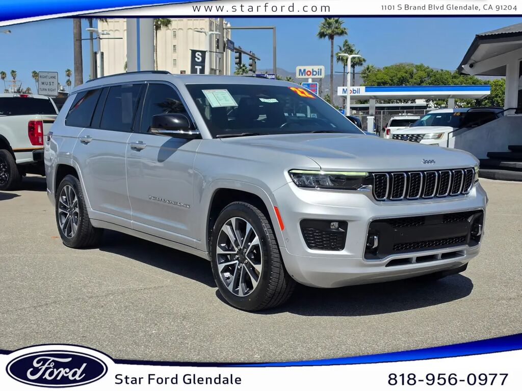 2022 Jeep Grand Cherokee L Overland — photo 1 of 13