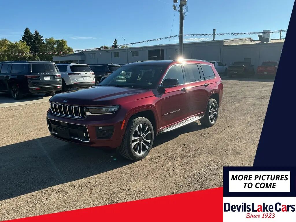 2021 Jeep Grand Cherokee L Overland — photo 1 of 3