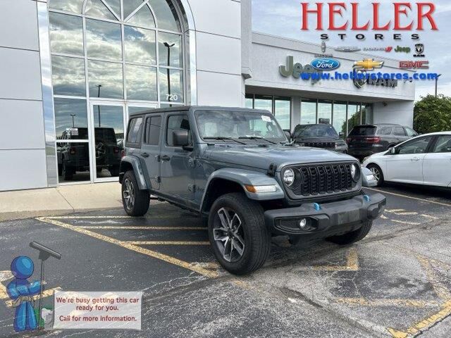 2024 Jeep Wrangler Jeep Beach 4xe — photo 1 of 25