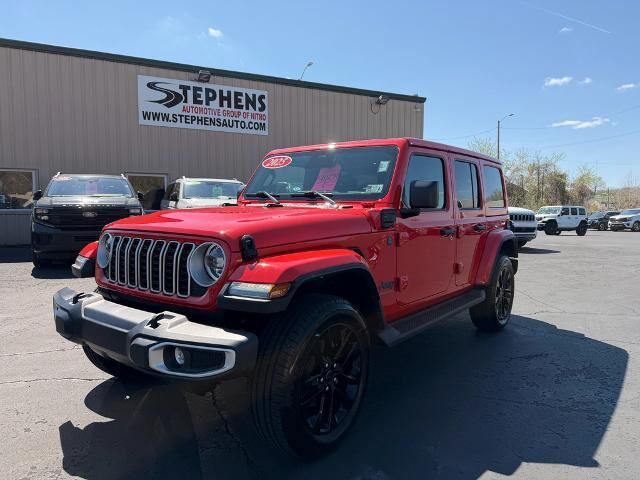 2025 Jeep Wrangler Backcountry 4xe — photo 1 of 13