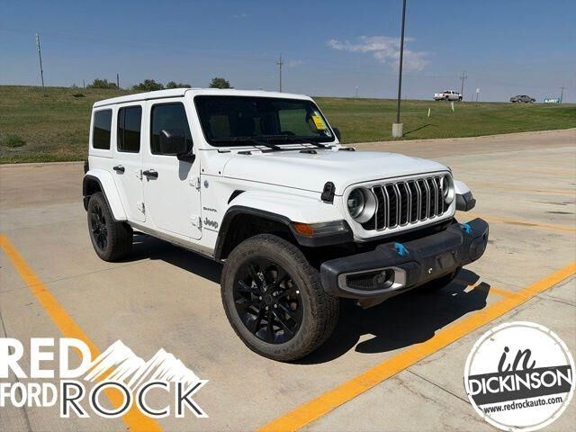 2024 Jeep Wrangler Sahara 4xe — photo 1 of 9