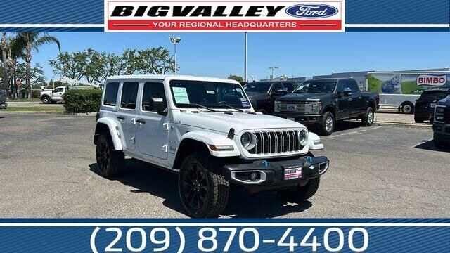 2024 Jeep Wrangler Sahara 4xe — photo 1 of 2