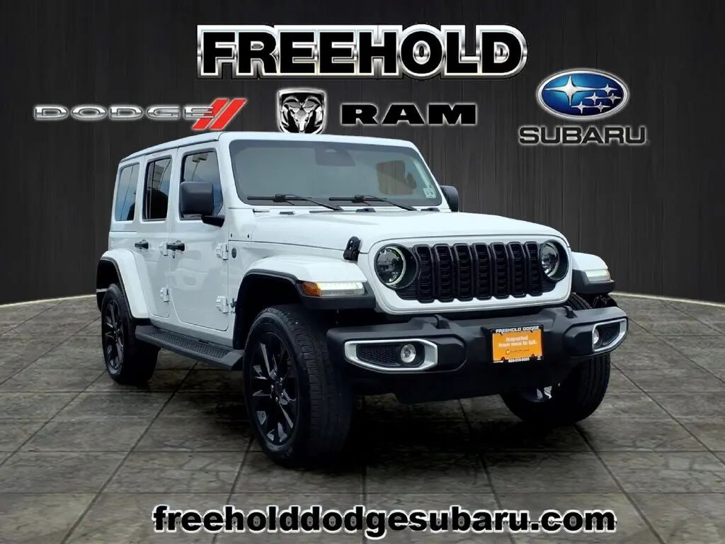 2025 Jeep Wrangler Sahara 4xe — photo 1 of 13