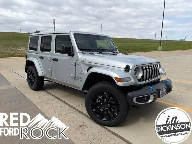 2024 Jeep Wrangler Sahara 4xe