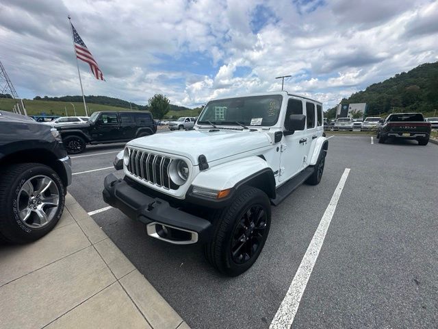 2025 Jeep Wrangler Sahara 4xe