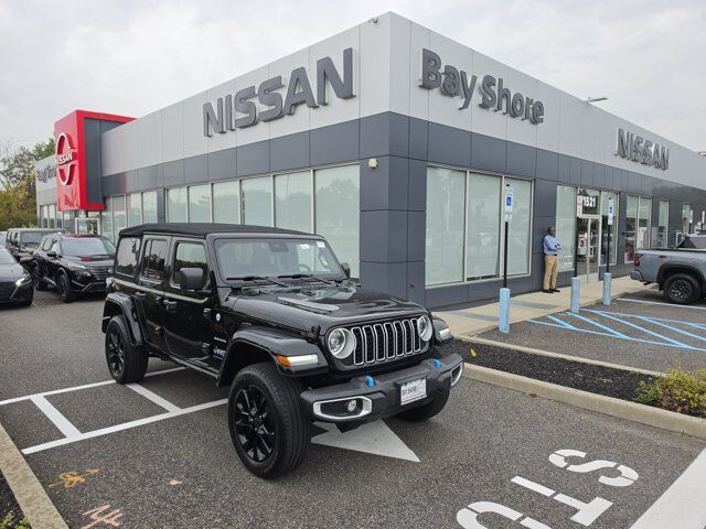 2024 Jeep Wrangler 4xe Sahara