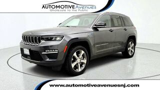 2023 Jeep Grand Cherokee 4xe 4x4 w/ 20''  Machined / Painted Aluminum Wheels