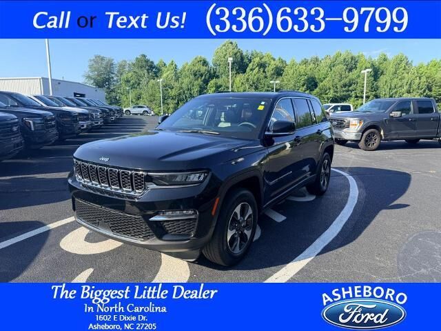 2024 Jeep Grand Cherokee 4xe — photo 1 of 26