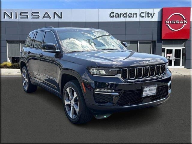 2024 Jeep Grand Cherokee 4xe — photo 1 of 13