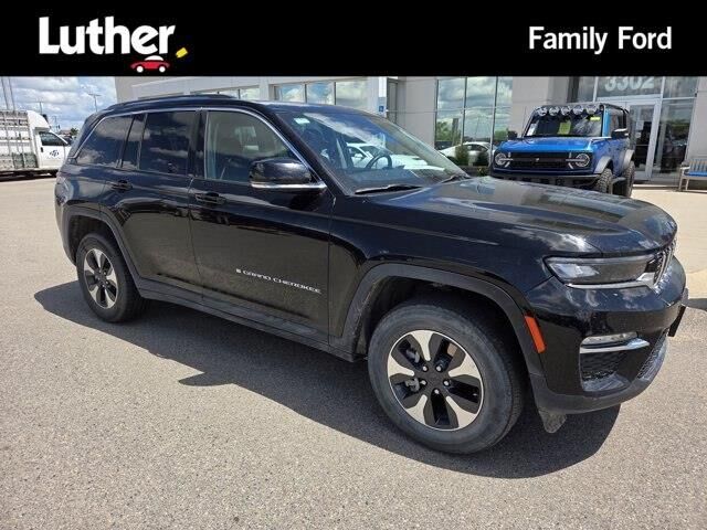 2024 Jeep Grand Cherokee 4xe — photo 1 of 39