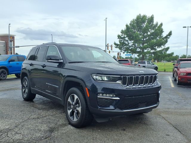 2024 Jeep Grand Cherokee 4xe 4xe — photo 1 of 13