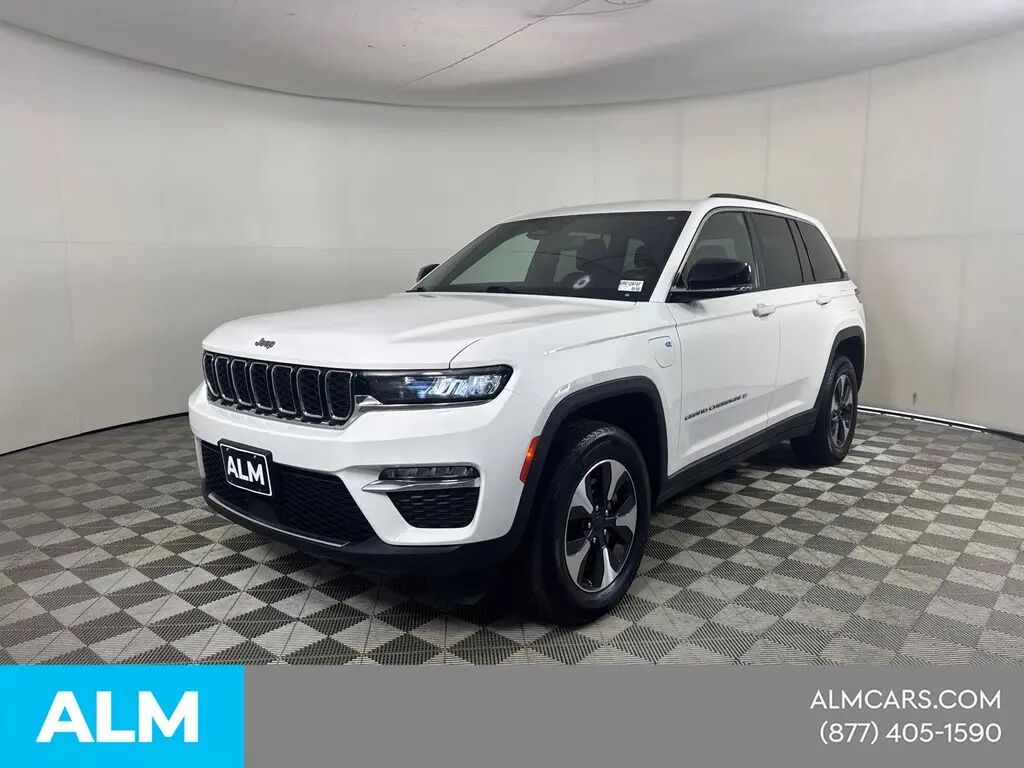 2024 Jeep Grand Cherokee 4xe — photo 1 of 10