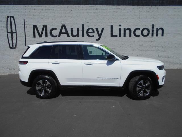 2024 Jeep Grand Cherokee 4xe — photo 1 of 26