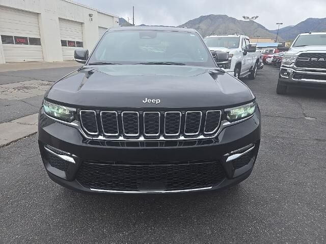 2024 Jeep Grand Cherokee Anniversary Edition 4xe — photo 1 of 26