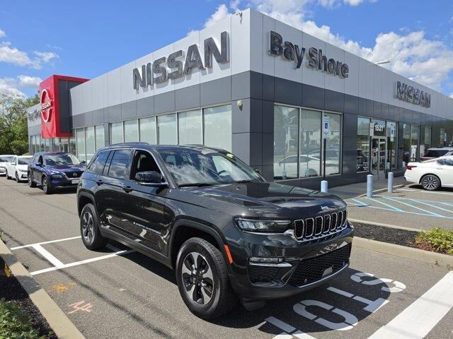 2024 Jeep Grand Cherokee Anniversary Edition 4xe