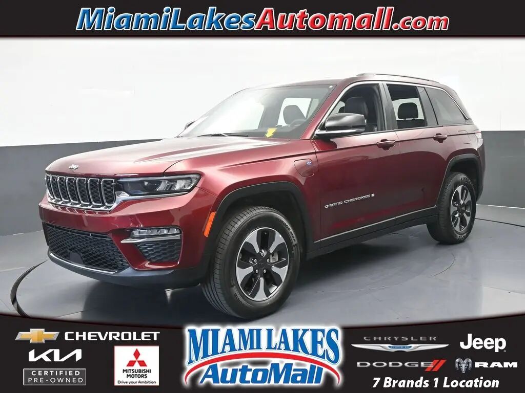 2024 Jeep Grand Cherokee 4xe — photo 1 of 13