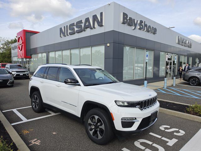 2023 Jeep Grand Cherokee 4xe 4DR 4WD