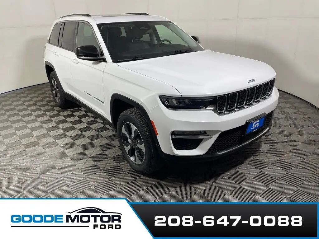 2024 Jeep Grand Cherokee 4xe — photo 1 of 16
