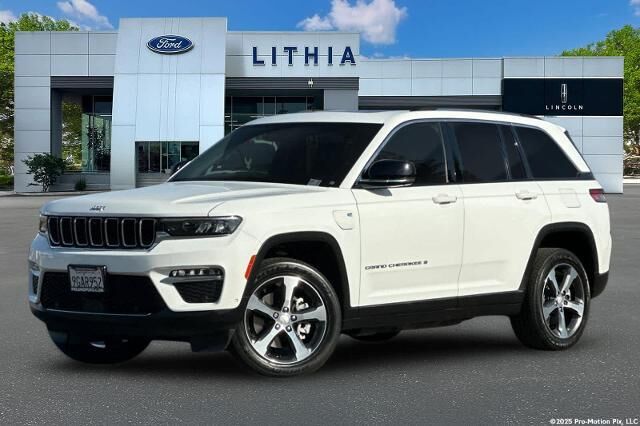 2023 Jeep Grand Cherokee 30th Anniversary 4xe — photo 1 of 26