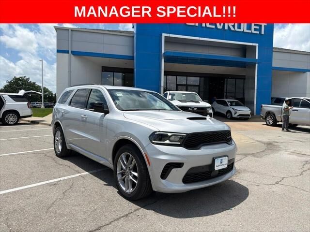 2025 Dodge Durango R/T — photo 1 of 20