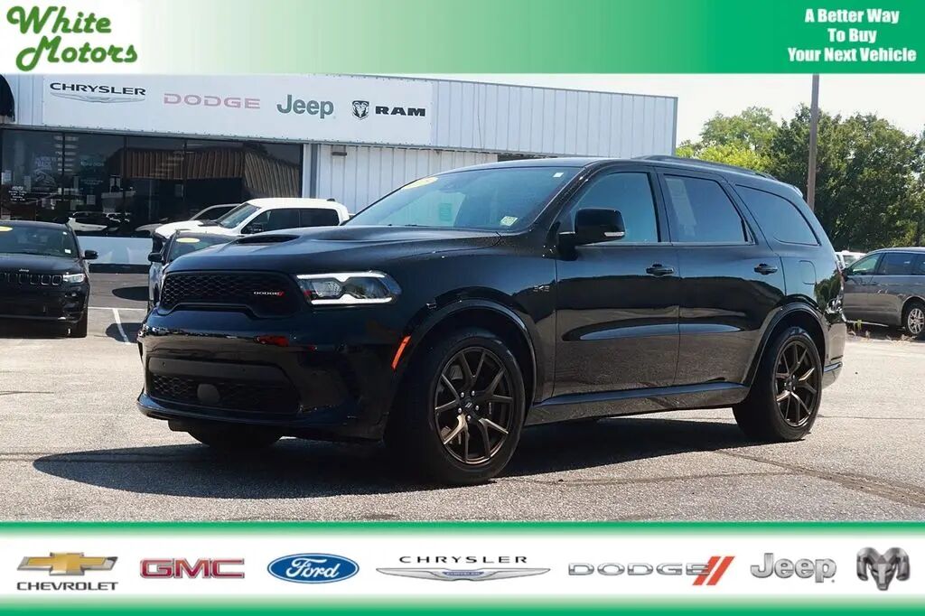 2025 Dodge Durango R/T — photo 1 of 13