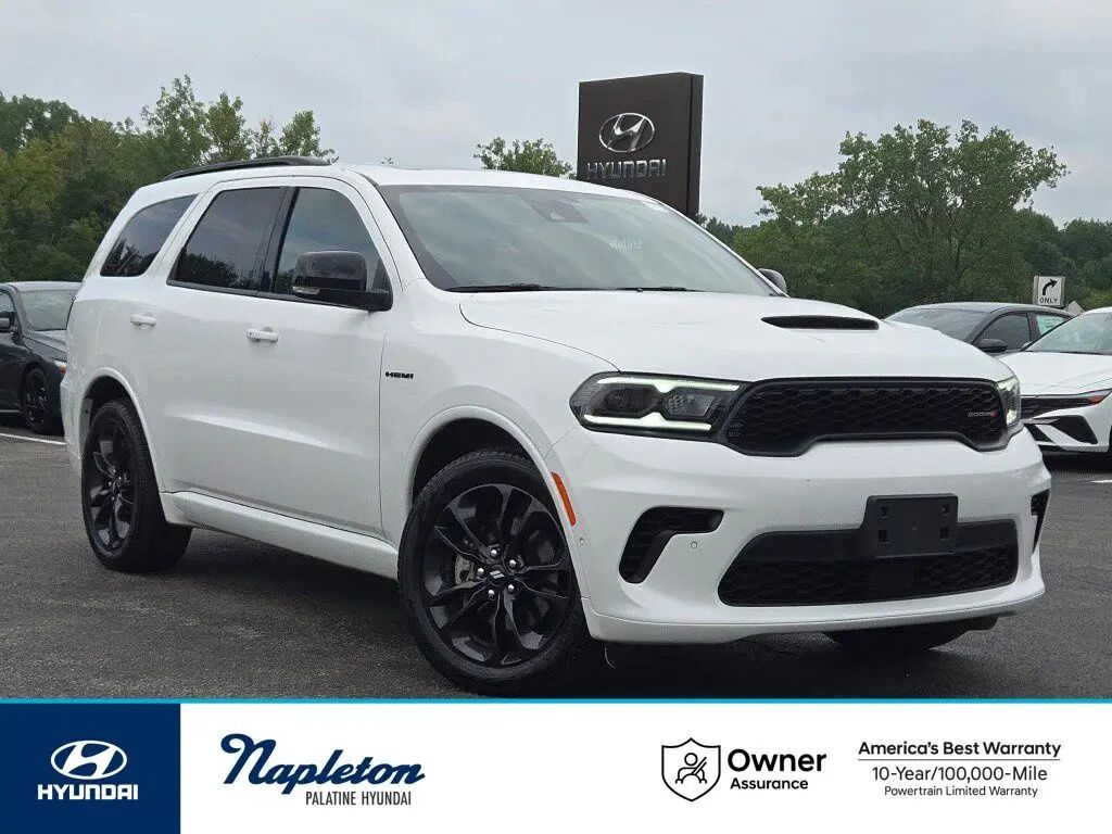 2025 Dodge Durango R/T — photo 1 of 26