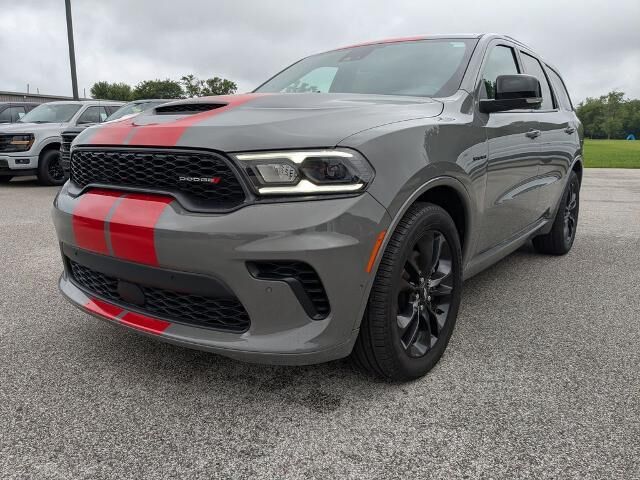 2025 Dodge Durango R/T — photo 1 of 37