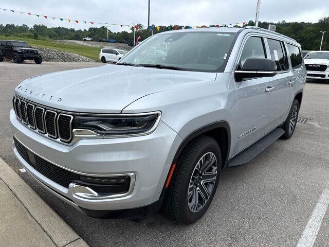 2025 Jeep Wagoneer L Series II — photo 1 of 31