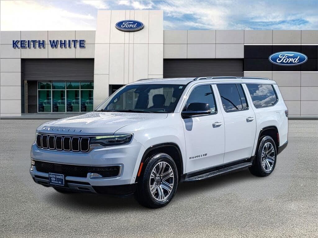 2024 Jeep Wagoneer L Series II — photo 1 of 1