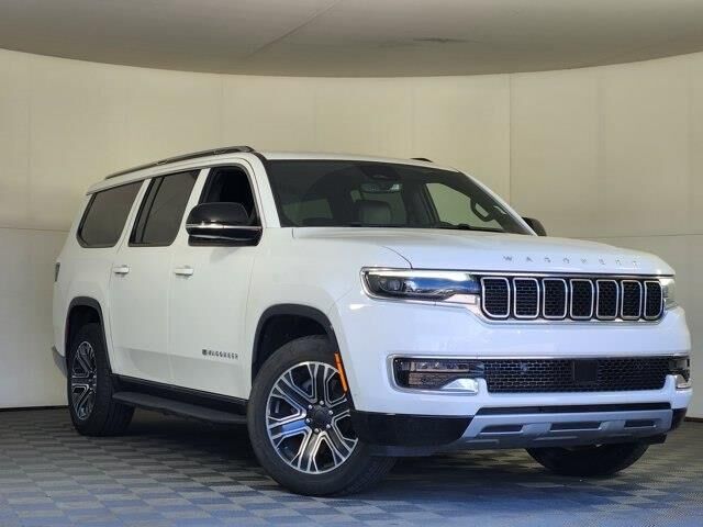 2024 Jeep Wagoneer L Series II — photo 1 of 13