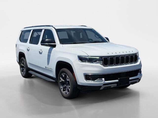 2024 Jeep Wagoneer L Series III — photo 1 of 13