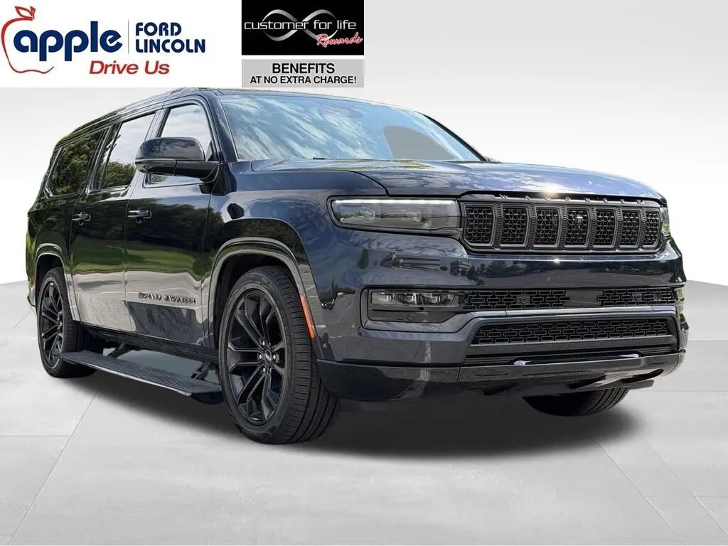 2023 Jeep Grand Wagoneer L Series III — photo 1 of 13