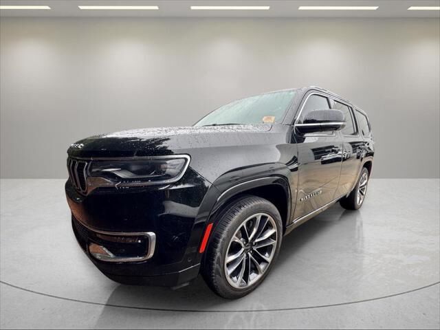 2023 Jeep Wagoneer Series III — photo 1 of 15