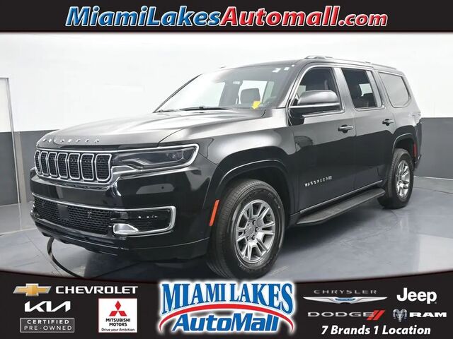 2023 Jeep Wagoneer Base