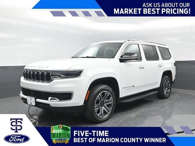 2023 Jeep Wagoneer Base