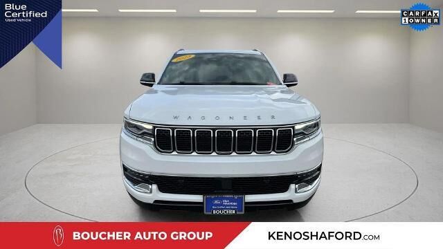 2023 Jeep Wagoneer Base — photo 1 of 12