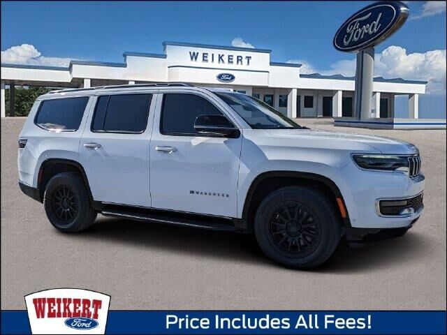 2023 Jeep Wagoneer Base