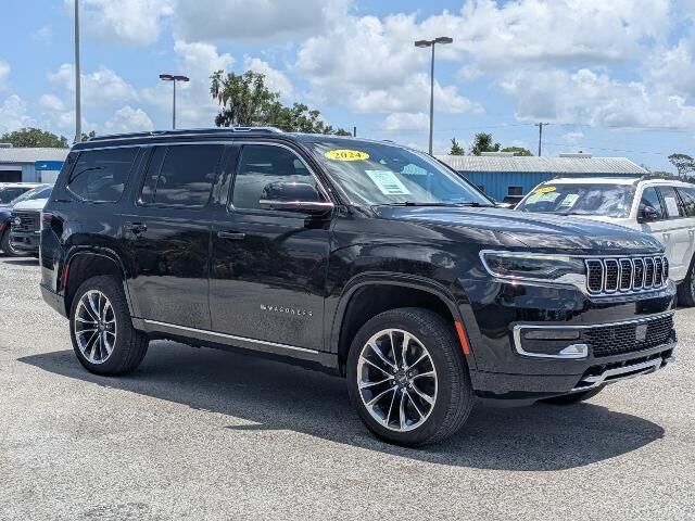 2024 Jeep Wagoneer Series III — photo 1 of 12