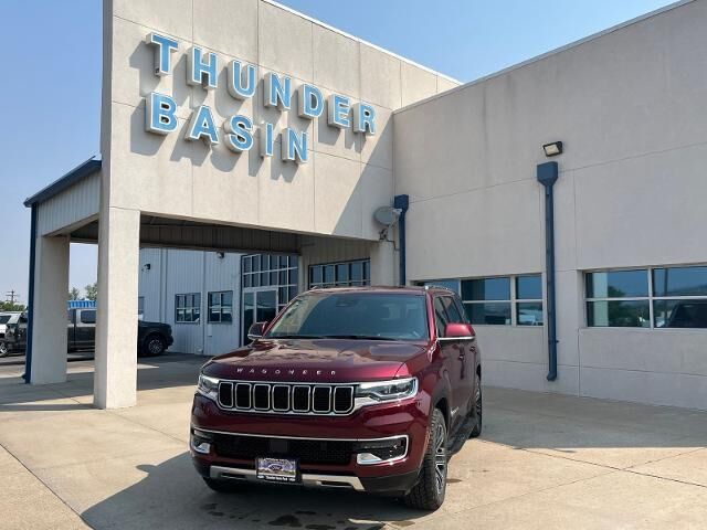 2022 Jeep Wagoneer Series III — photo 1 of 13