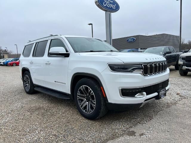 2022 Jeep Wagoneer Series III — photo 1 of 13
