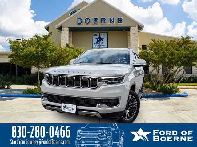 2022 Jeep Wagoneer Series III Carbide — photo 1 of 26