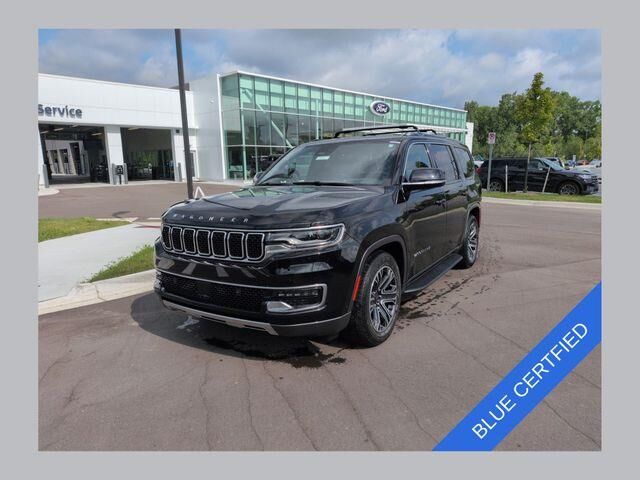 2022 Jeep Wagoneer Series III — photo 1 of 16