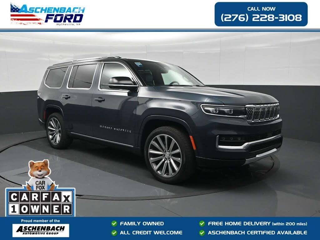2023 Jeep Grand Wagoneer Base — photo 1 of 1