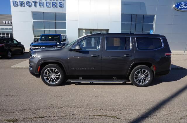 2022 Jeep Grand Wagoneer Series II — photo 1 of 26