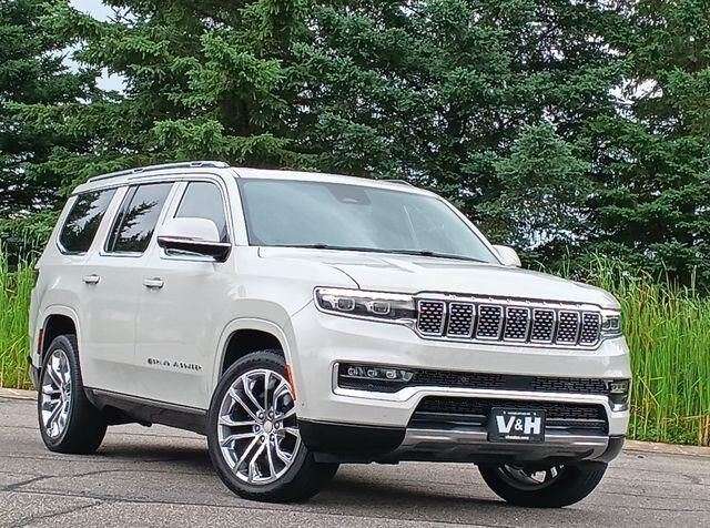 2022 Jeep Grand Wagoneer Series II — photo 1 of 13