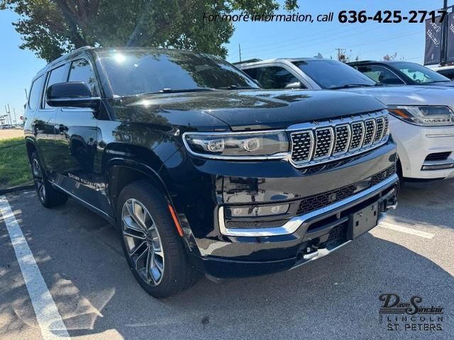 2022 Jeep Grand Wagoneer Series III — photo 1 of 26