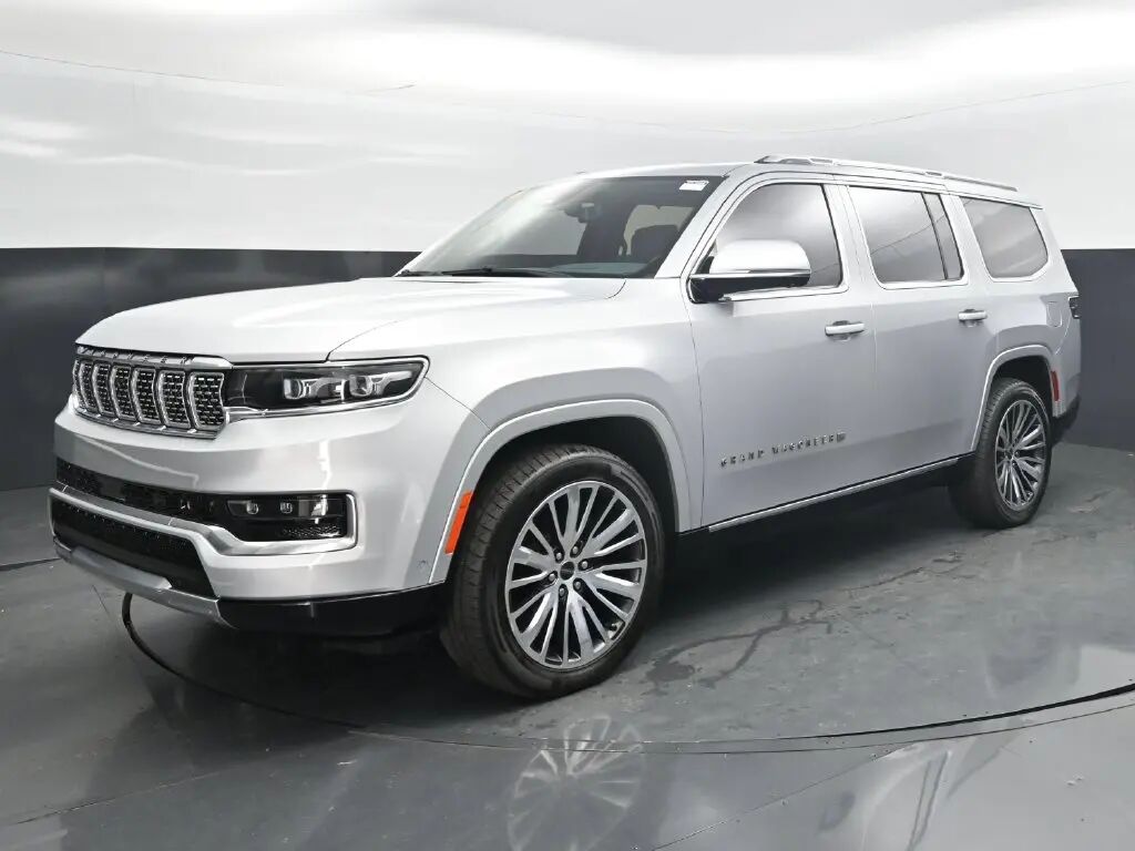 2022 Jeep Grand Wagoneer Series III — photo 1 of 13